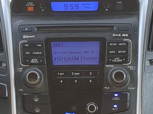 Used 2011 Hyundai Sonata GLS image 17