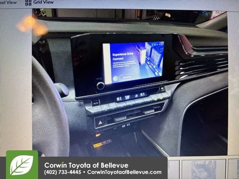 Used 2025 Toyota Camry LE image 18