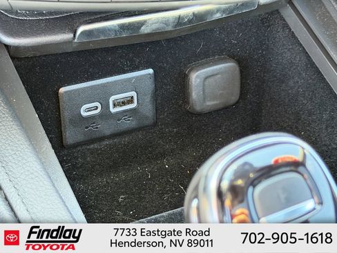 Used 2025 Cadillac XT4 Sport w/ LPO, Onyx Lite Package AWD/4WD image 30