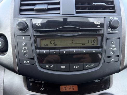 Used 2010 Toyota RAV4 4WD image 22