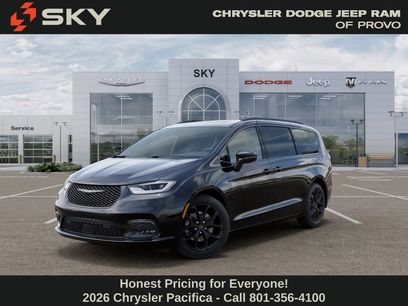 New 2026 Chrysler Pacifica Limited w/ S Appearance Package