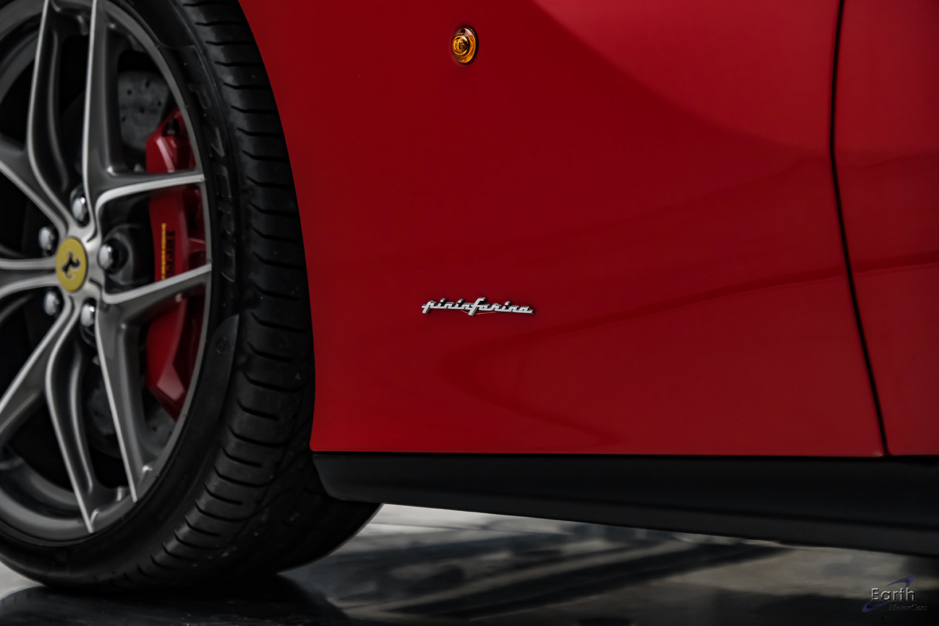 Used 2015 Ferrari F12 Berlinetta RWD image 41