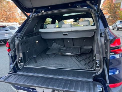 Used 2024 BMW X5 xDrive40i w/ Premium Package image 22