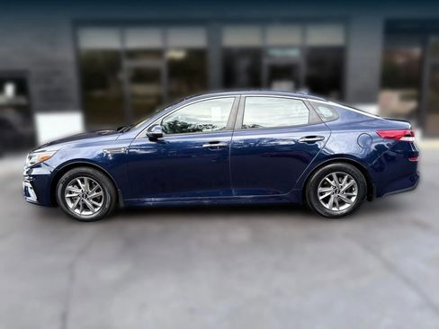 Used 2019 Kia Optima LX image 2
