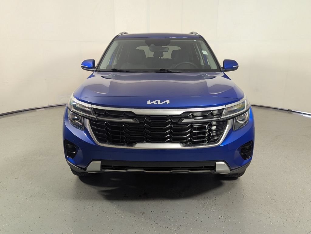 Used 2025 Kia Seltos S FWD image 2