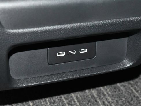 Used 2026 Honda Odyssey Touring image 21