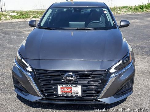 Used 2023 Nissan Altima 2.5 SV w/ SV Premium Package FWD image 6