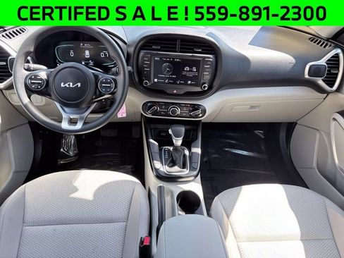 Certified 2025 Kia Soul LX w/ LX Technology Package FWD image 8