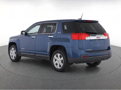 Used 2012 GMC Terrain SLE w/ LPO, Chrome Package FWD image 5