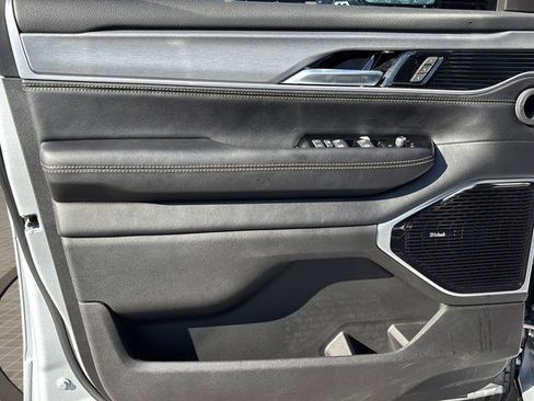 New 2026 Jeep Grand Wagoneer Limited AWD/4WD image 16