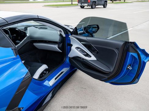 Used 2024 Chevrolet Corvette Stingray Premium Conv w/ Stealth Interior Trim Package RWD image 68