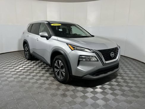 Used 2023 Nissan Rogue SV AWD/4WD image 2