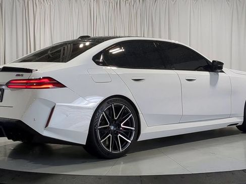 Used 2026 BMW M5 w/ Executive Package AWD/4WD image 8