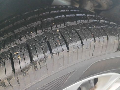 Used 2017 Ford Escape SE w/ SE Cold Weather Package image 27