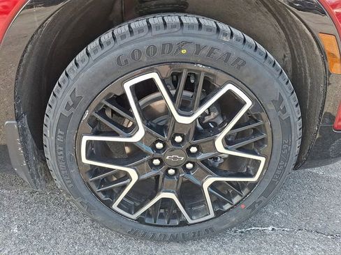 Certified 2024 Chevrolet Blazer RS w/ Driver Confidence II Package image 8