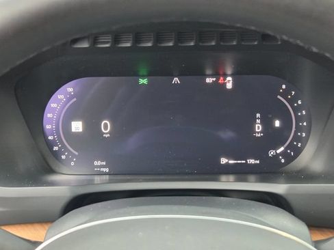 Used 2023 Volvo XC90 B5 Plus AWD/4WD image 22