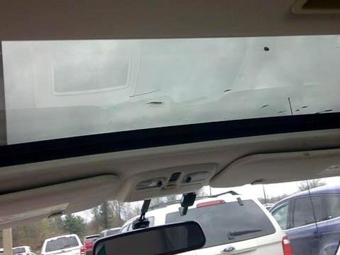 Used 2012 Ford Escape XLT image 11