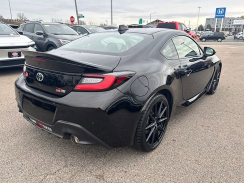 Used 2024 Toyota GR86 Premium image 8