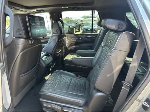 Certified 2023 Cadillac Escalade Sport Platinum AWD/4WD image 28
