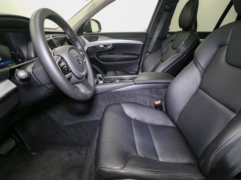 Used 2024 Volvo XC90 B5 Core w/ Climate Package image 43