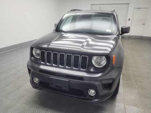 Used 2019 Jeep Renegade Latitude AWD/4WD image 15