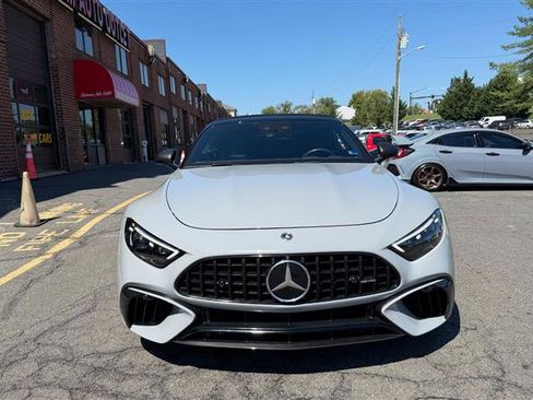 Used 2022 Mercedes-Benz SL 63 AMG 4MATIC image 29