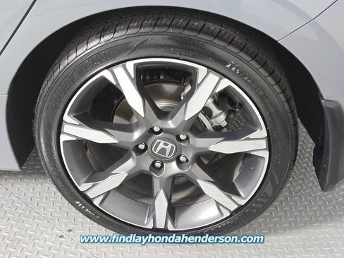 Certified 2025 Honda Civic Sport Touring image 10