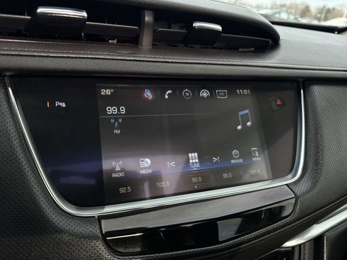 Used 2019 Cadillac XT5 Luxury image 13