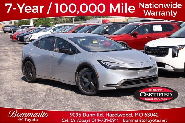 Certified 2025 Toyota Prius LE AWD/4WD image 1