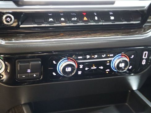 Used 2023 GMC Sierra 1500 Elevation image 56