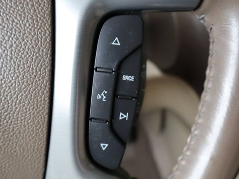 Used 2008 GMC Yukon SLT AWD/4WD image 32