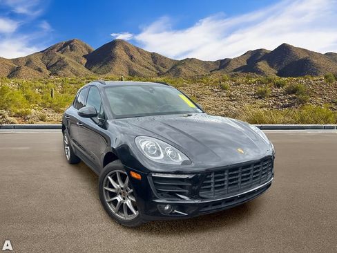 Used 2018 Porsche Macan AWD/4WD image 4