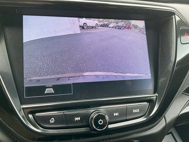 Used 2023 Chevrolet TrailBlazer ACTIV w/ Sun and Liftgate Package AWD/4WD image 6