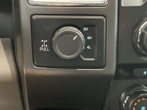 Used 2017 Ford F150 XLT w/ Equipment Group 302A Luxury AWD/4WD image 31
