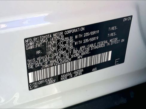 Certified 2025 Toyota RAV4 Limited image 29