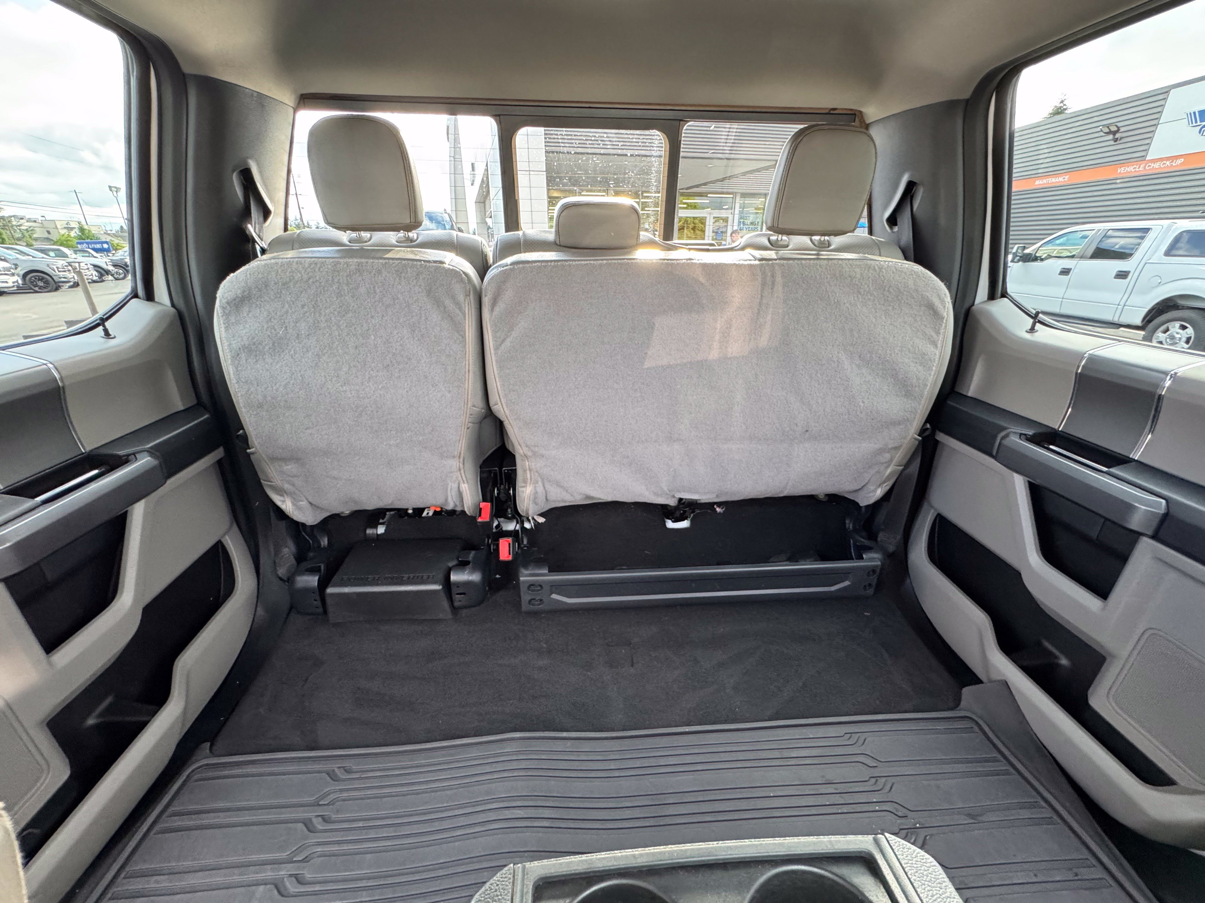Used 2022 Ford F350 XLT w/ Black Appearance Package AWD/4WD image 40
