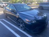 Used 2020 Toyota Camry SE image 6