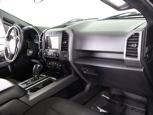 Used 2019 Ford F150 XLT w/ Equipment Group 302A Luxury AWD/4WD image 25