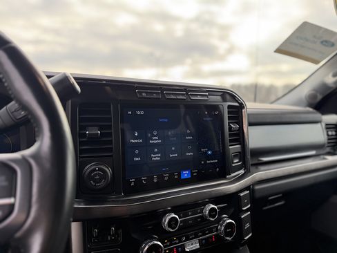 Certified 2023 Ford F250 Lariat w/ Lariat Ultimate Package AWD/4WD image 19