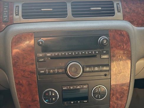 Used 2007 Chevrolet Avalanche LT w/ LT Preferred Equipment Group image 17