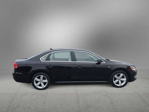 Used 2015 Volkswagen Passat 1.8T Limited Edition image 9