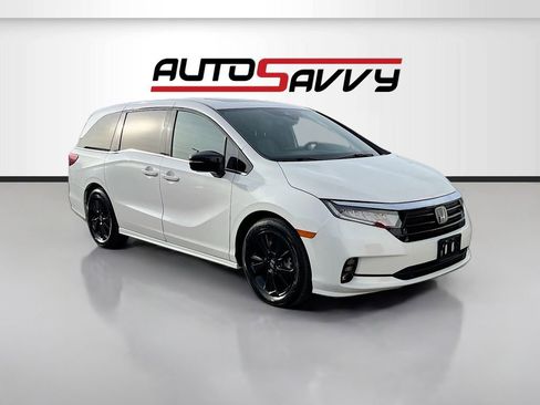 Used 2024 Honda Odyssey Sport image 1