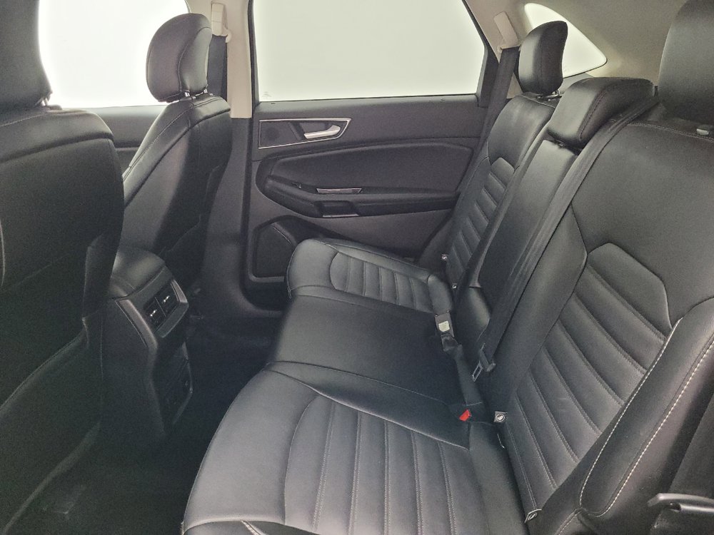 Used 2016 Ford Edge SEL w/ Equipment Group 201A FWD image 18