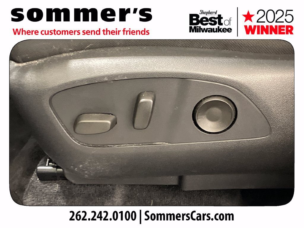 Used 2025 GMC Acadia Elevation AWD/4WD image 10