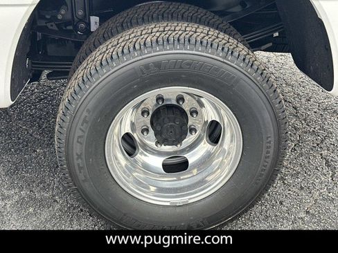 New 2026 Ford F350 Platinum w/ Platinum Plus Package image 19