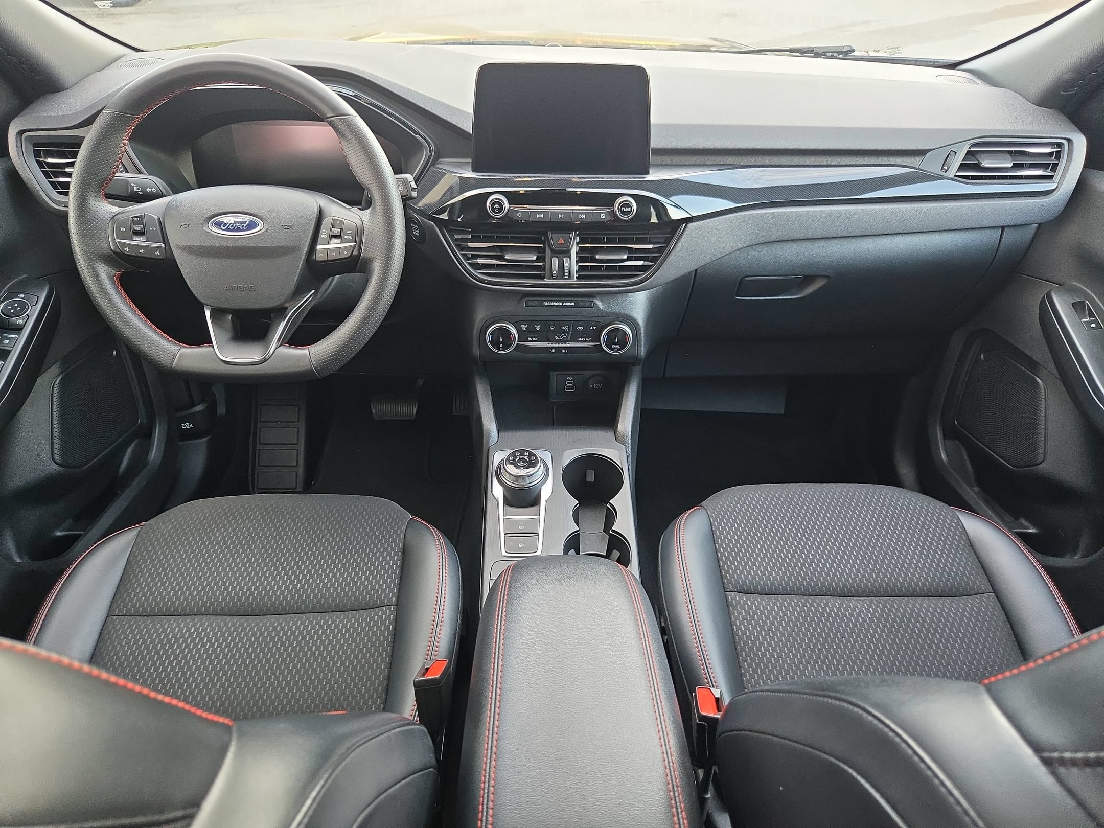 Used 2025 Ford Escape ST-Line FWD image 10