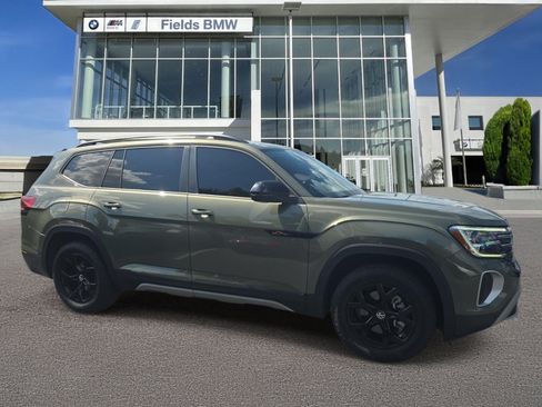 Used 2024 Volkswagen Atlas Peak Edition SEL AWD/4WD image 1
