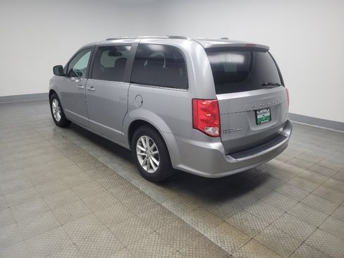 Used 2019 Dodge Grand Caravan SXT FWD image 3