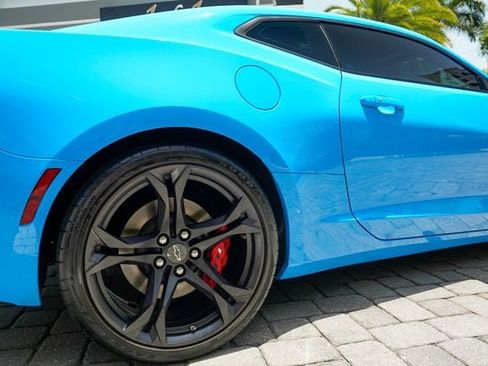 Used 2022 Chevrolet Camaro SS RWD image 30