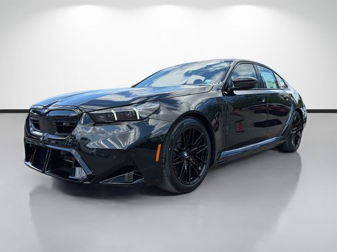 New 2026 BMW M5 w/ Carbon Package image 7